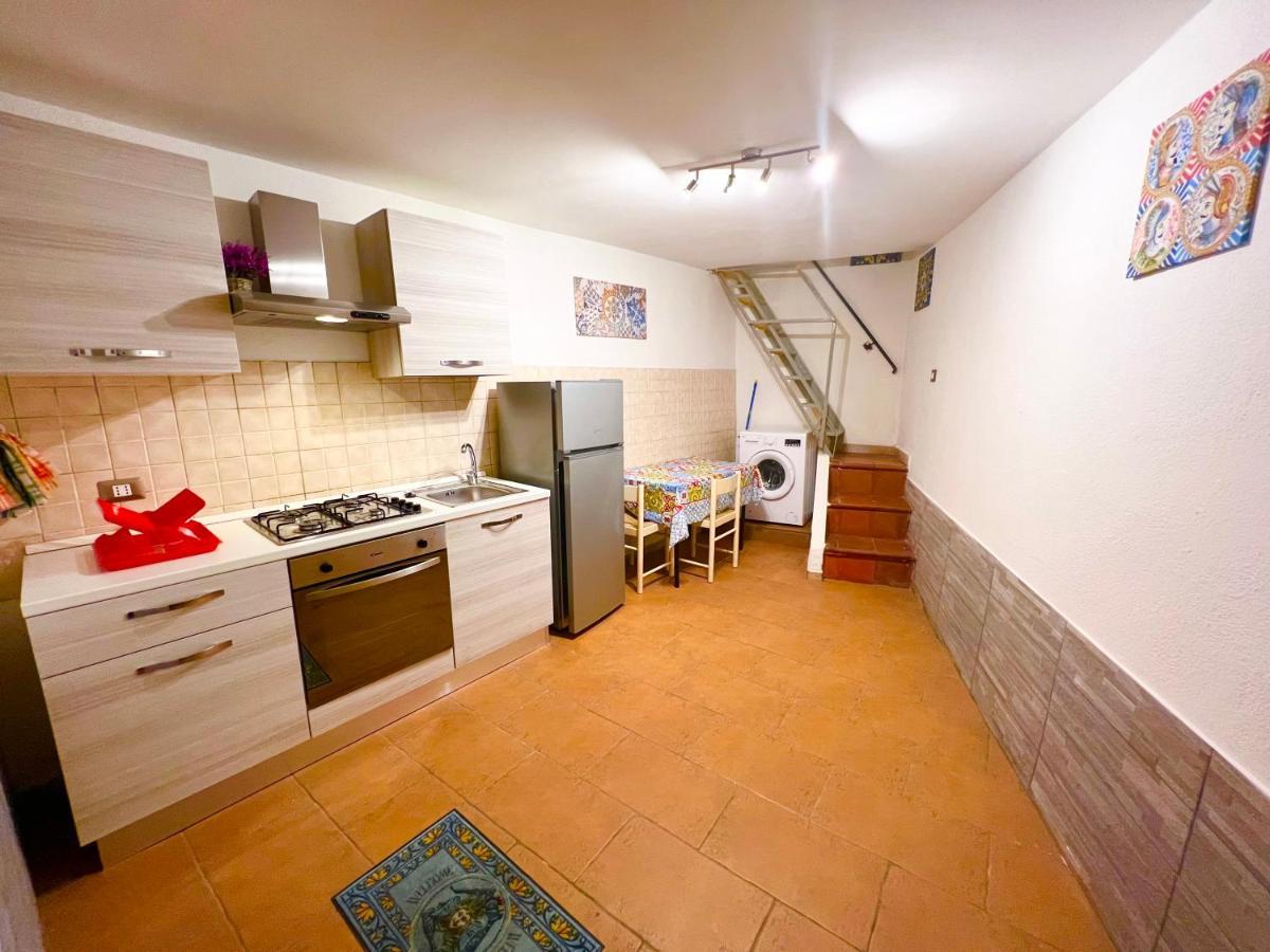 Etnea House Catania Center Villa Bagian luar foto