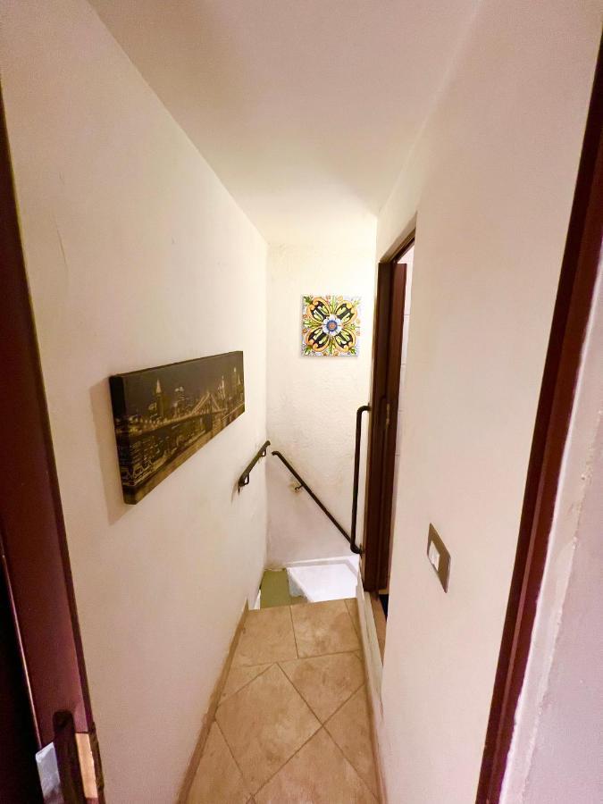 Etnea House Catania Center Villa Bagian luar foto